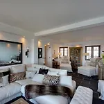 Casa Latino - Oceanfront - Luxury & Charming Villa- Jacuzzi At Rooftop By Dreamvillasalbufeira * Albufeira