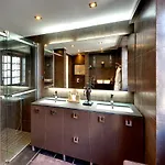 Casa Latino - Oceanfront - Luxury & Charming Villa- Jacuzzi At Rooftop By Dreamvillasalbufeira * Albufeira