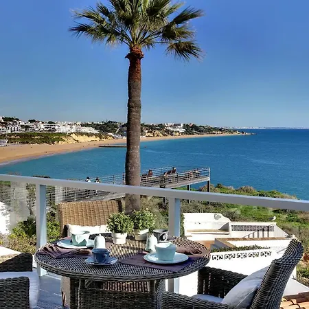 Casa Latino - Oceanfront - Luxury & Charming Villa- Jacuzzi At Rooftop By Dreamvillasalbufeira Αλμπουφέιρα