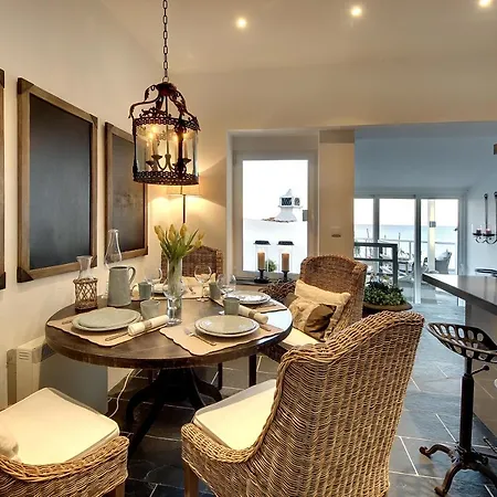 Casa Latino - Oceanfront - Luxury & Charming Villa- Jacuzzi At Rooftop By Dreamvillasalbufeira וילה *