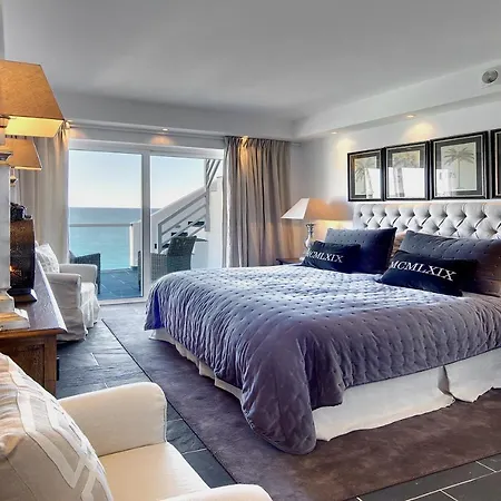Casa Latino - Oceanfront - Luxury & Charming Villa- Rooftop Jacuzzi By Dreamvillasalbufeira * Albufeira
