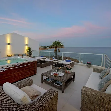 Casa Latino - Oceanfront - Luxury & Charming Villa- Jacuzzi At Rooftop By Dreamvillasalbufeira * Albufeira