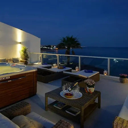 Casa Latino - Oceanfront - Luxury & Charming Villa- Jacuzzi At Rooftop By Dreamvillasalbufeira אלבופיירה