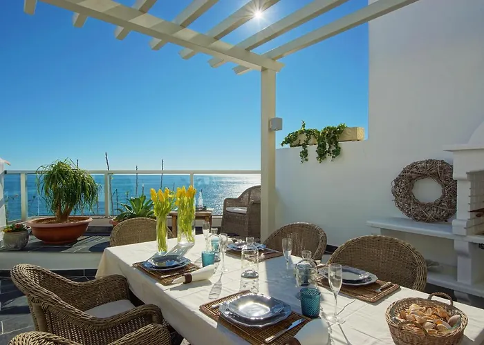 Casa Latino - Oceanfront - Luxury & Charming Villa- Jacuzzi At Rooftop By Dreamvillasalbufeira Villa