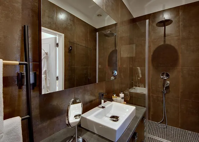 Casa Latino - Oceanfront - Luxury & Charming Villa- Jacuzzi At Rooftop By Dreamvillasalbufeira