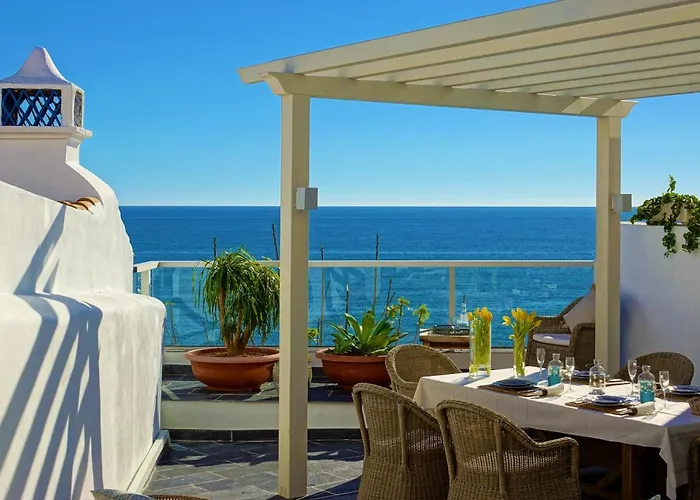 Casa Latino - Oceanfront - Luxury & Charming Villa- Jacuzzi At Rooftop By Dreamvillasalbufeira Vila *